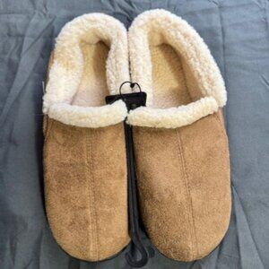 Men's Beige and White Furry Slippers Size S(7-8)